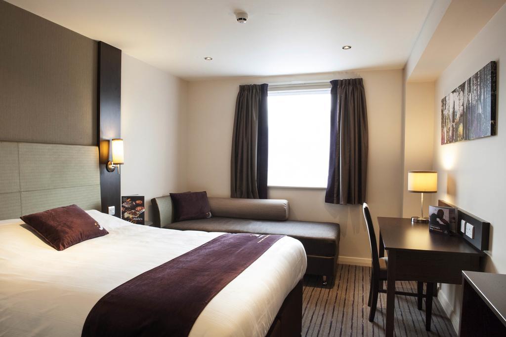 Premier Inn Aberdeen Airport - 戴斯 客房 照片